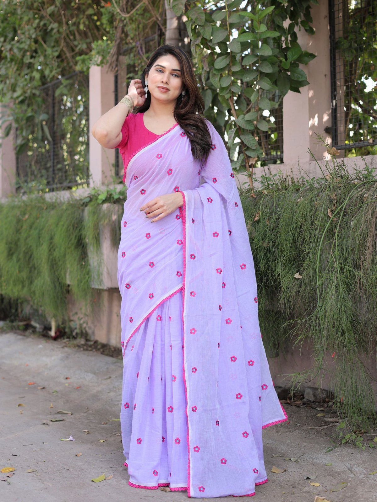 Lilac mul cotton embroidered saree with blouse