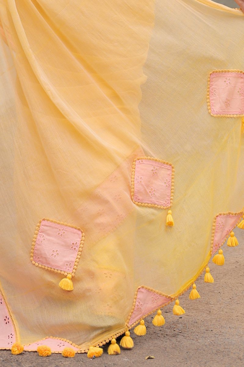Kanak Mul Cotton Saree with Schiffli Blouse