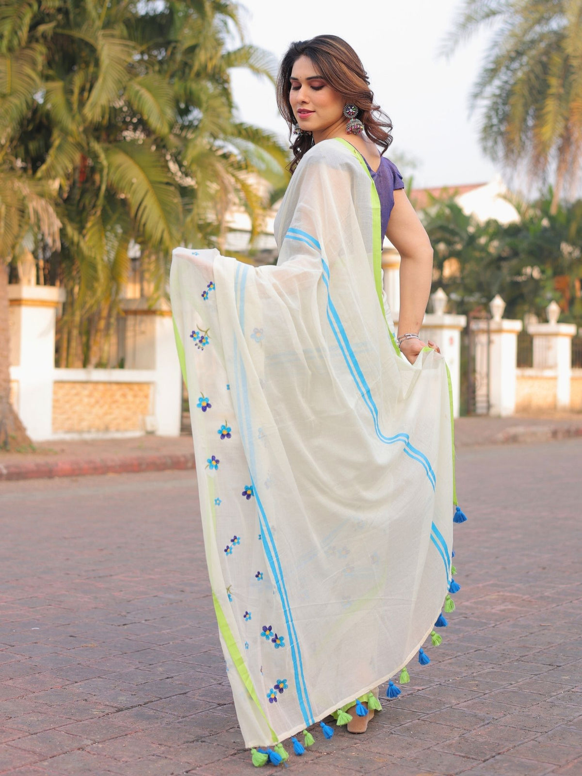 Sweet Wilderness mul cotton saree with blouse