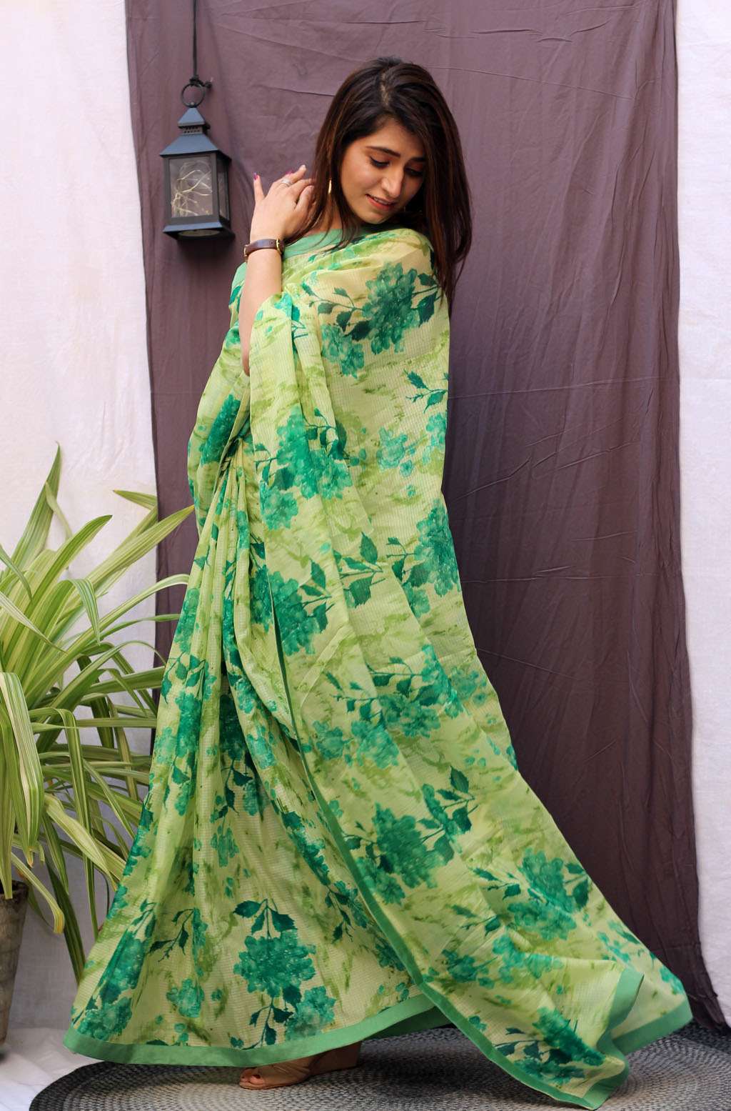 Aura Green Floral Printed Saree