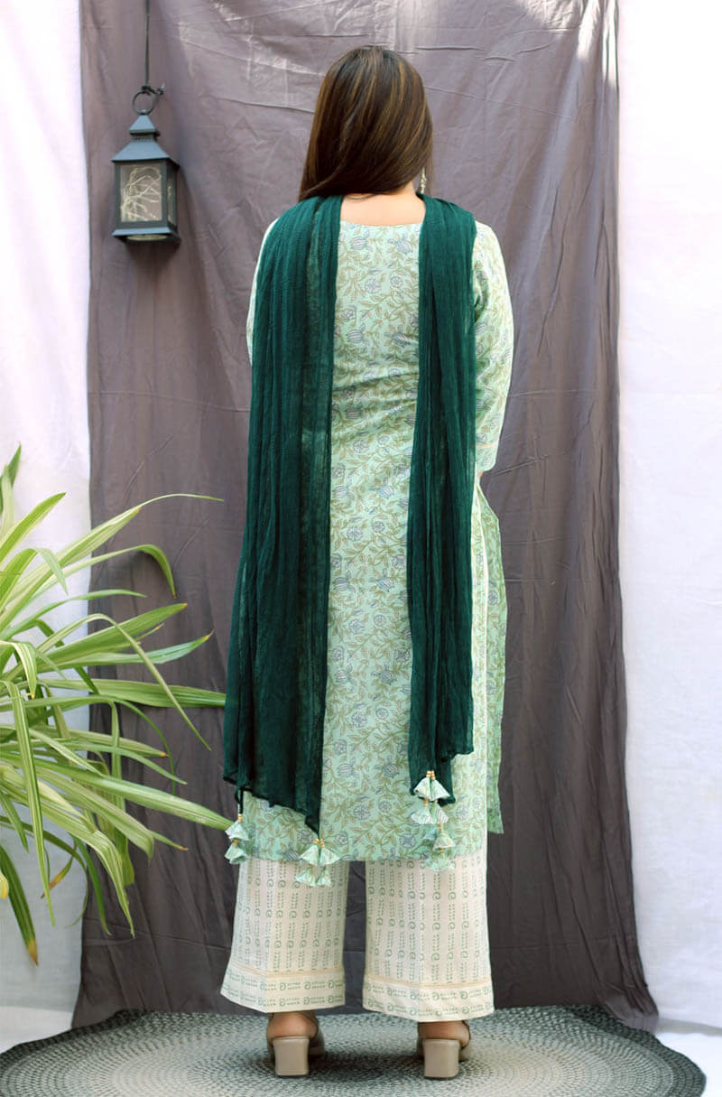 Set Of 3: Song Of The Earth Kurta Set With Dupatta And Pant