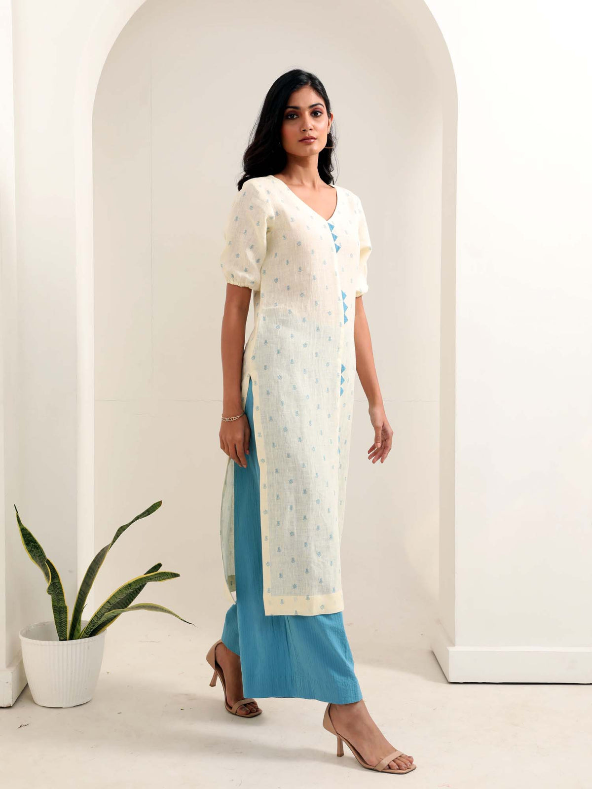 Dayflower Linen kurta pant set