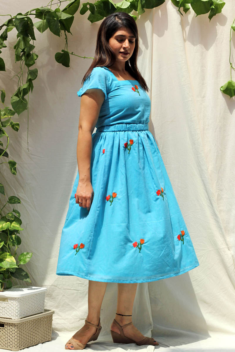 Chic Blue Floral Embroidered Dress